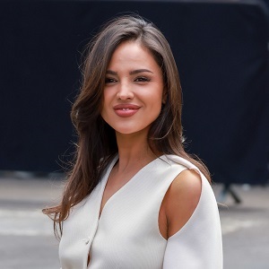 celebrity Eiza González